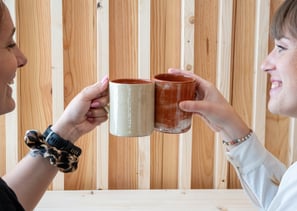 trinquer avec des cafés