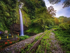 pakej padang air terjun
