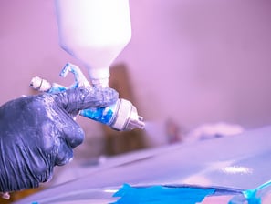 lakierowanie elementów plastikowych