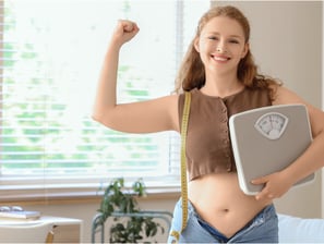 Happy woman achieving real, lasting weight goals with GLEO Wellness Virtual Medical Weight Loss Program in Massachusetts