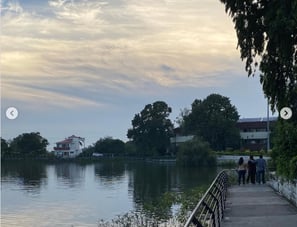 An image showing Karna Lake in Karnal