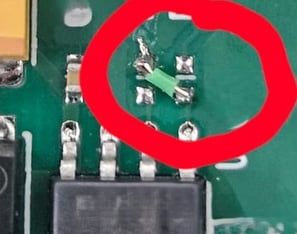 0402 component pads stiching
