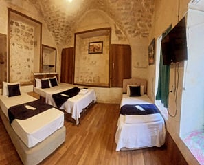 Şanlıurfa Konukevi Sıra Gecesi