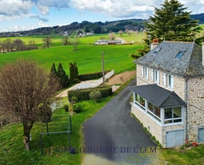gîte pour vacances dans le Cantal