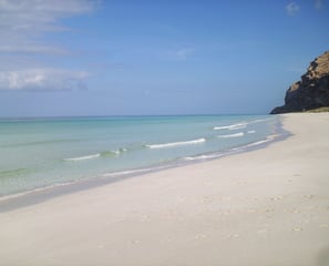 shaop beac socotra island
