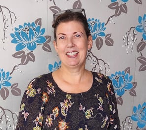 Suzanne Race
