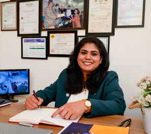 Dr. neeta parate