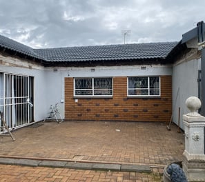Steel roof removed ready for roof construction