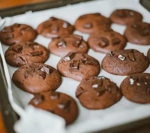 3-ingredient-no-bake-keto-chocolate-chip-cookie