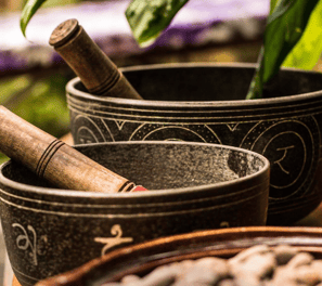 a variety of bowls with a variety of different types of bowls