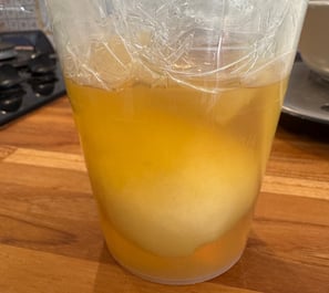 poire pochée à la verveine