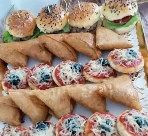 Plateau salé burger samoussa