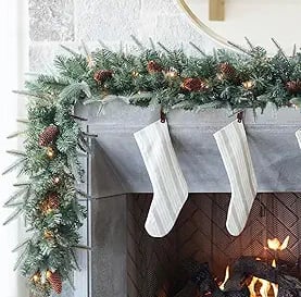 Somikis 9FT Christmas Garland, Battery Operated Pre-Lit Xmas Garland, w/LED Lights and Realistic Arc