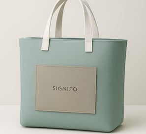 Tas tote bag wanita warna hijau sage dengan saku depan dari kanvas SIGNIFO.