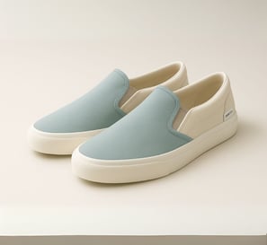 Desain sepatu slip-on minimalis dari kanvas SIGNIFO abu AL