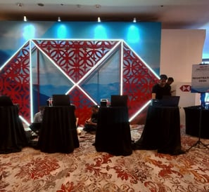 enam meja software registrasi 