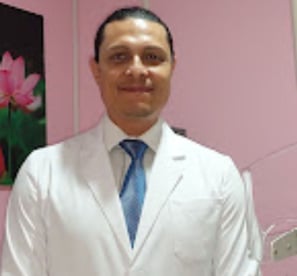 Dr. Miguel Rocha Parra