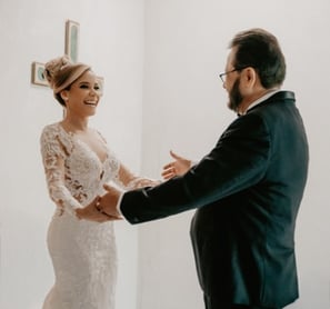 Reacción de papá al ver su hija con vestido de novia - Mejor videógrafo de bodas en GDL, México