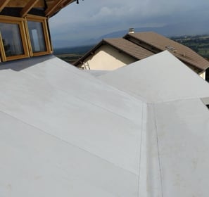 Toit, étanchéité membrane PVC