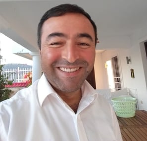 Şair Bülent Özcan