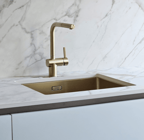 plan de travail et crédence en marazzi golden white