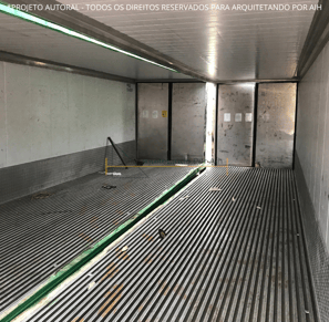 laboratório container sustentável, imagem da etapa construtiva, visão interna de um container reefer