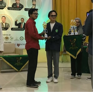 Heriyanto 3rd Place in the National Business Plan Competition