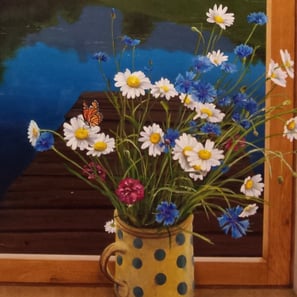 Détail d'un trompe-l'oeil peint: un bouquet champêtre dans un pot au bord d'une fenêtre, Jura (39).