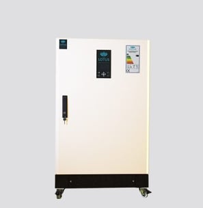 Weisse Plasmatherme V Serie von Utet Lotus ohne Hintergrund