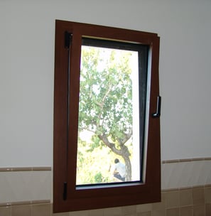 Ventana oscilobatiente