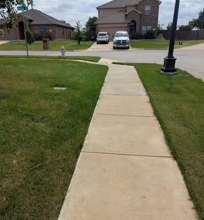 Clean side walk after surface cleaning in Ponder TX.  HOA required. 