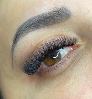 Citas con Amy Ortiz Lash Artist - Cartago Costa Rica 