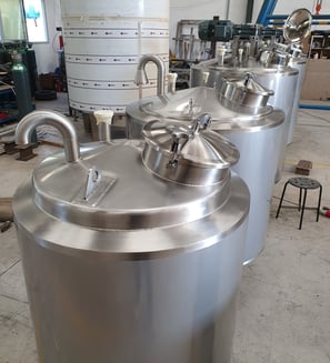 FOOD GRADE TANKS MANUFACTURER UAE