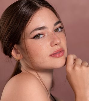 High-End-Girl-Photo 