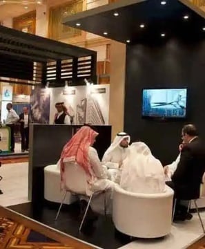 ظل ونور :تفاصيل الديكورات الداخلية للبوثات: صور تبرز التفاصيل الدقيقة في ال
