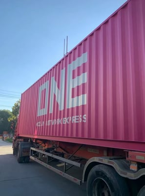 XYG delivery truck