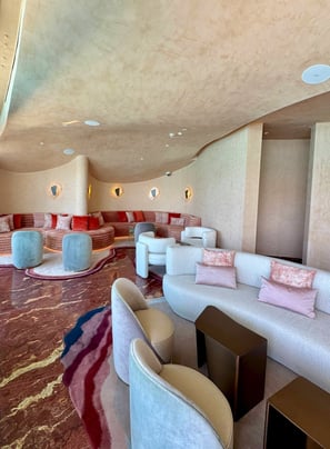 shebara-resort-bar