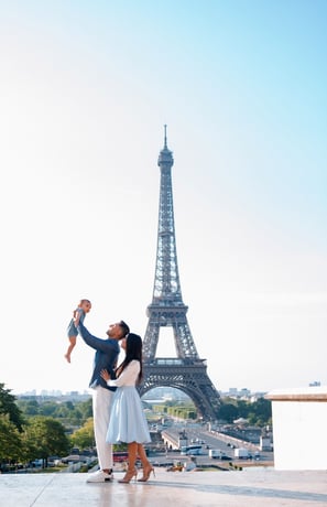 Professional portrait session in Montmartre, Paris for solo traveler