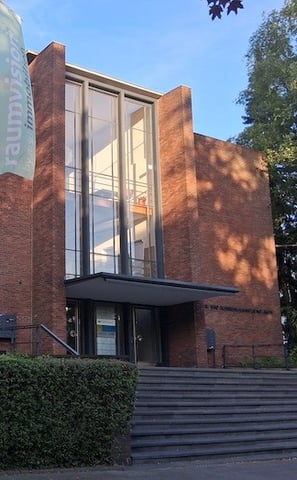 Schulgebäude