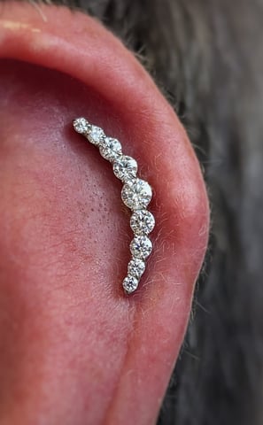 bijoux piercing a l'oreille
