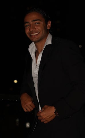 smail one music live
