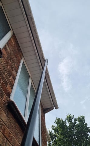 gutter clearing