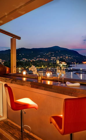 Vista Lago di Como 5.0 star property Luxury hotel connected to a shopping center in Como City Centre