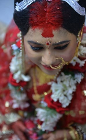 Bengali bride wedding getup