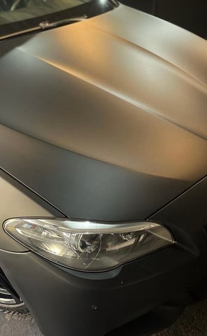Garage 237 - Envelopamento feito na BMW 530I