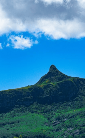 Le Pouce Mountain