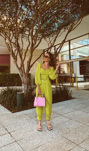 Outfit monocromático verde