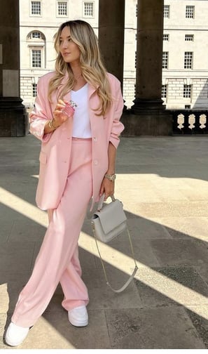 Outfit rosa pastel