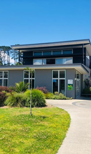 a building with a bench and a bench in front of it