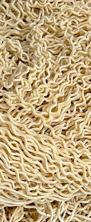 Mie basah keriting produksi Depot Mie Ayam RATU